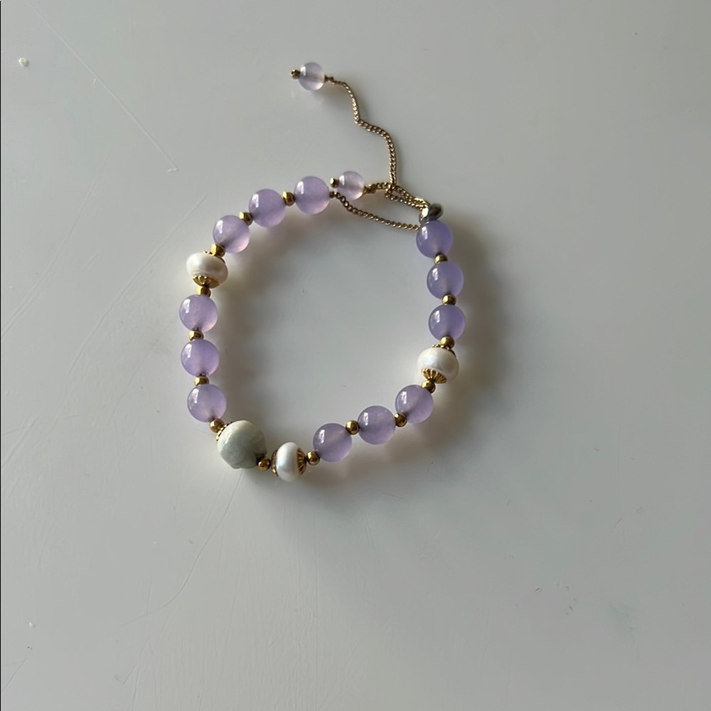 Adjustable Elegant Lavender and Gold Beaded Bracelet
